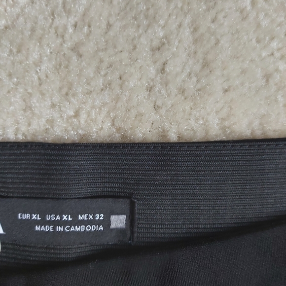 Zara pants - Picture 4 of 5